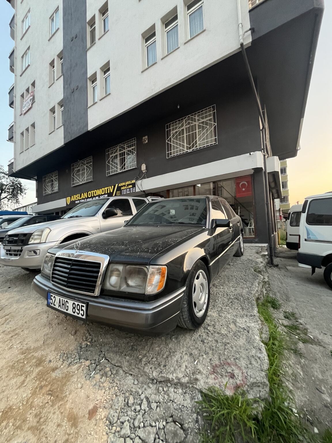 Mercedes-Benz E200 vitrin fotoğrafı