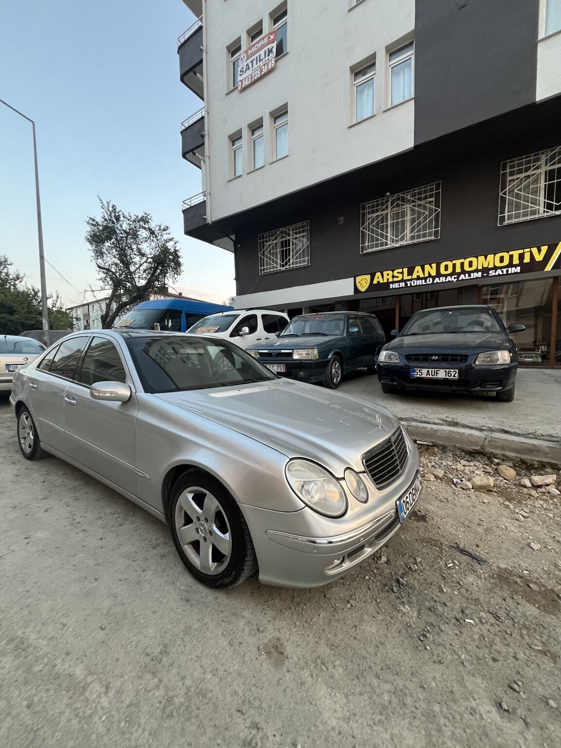 Mercedes-Benz E220 CDI vitrin fotoğrafı